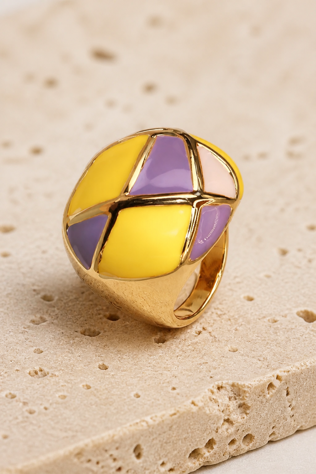 Ring 002