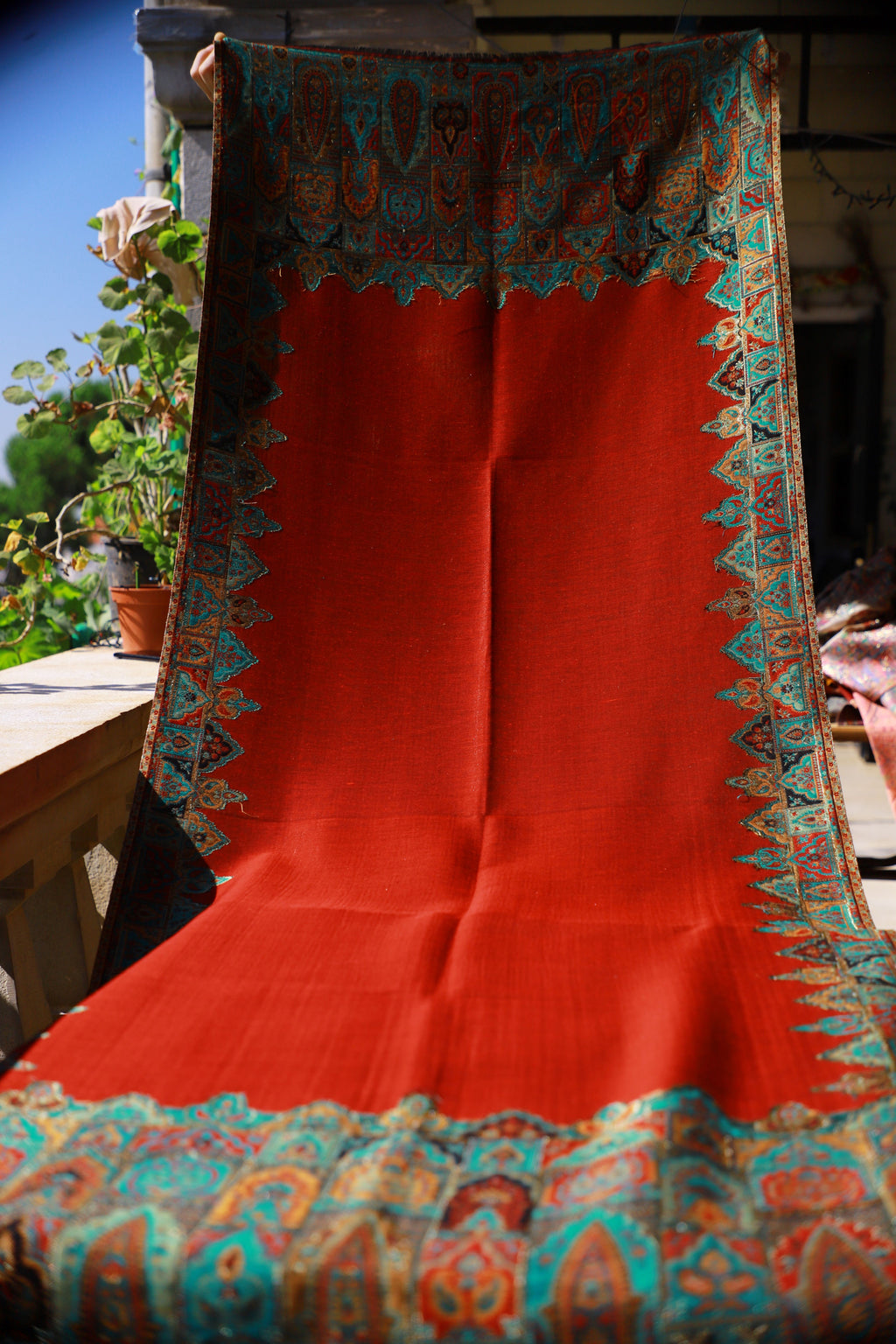 Shawl 305