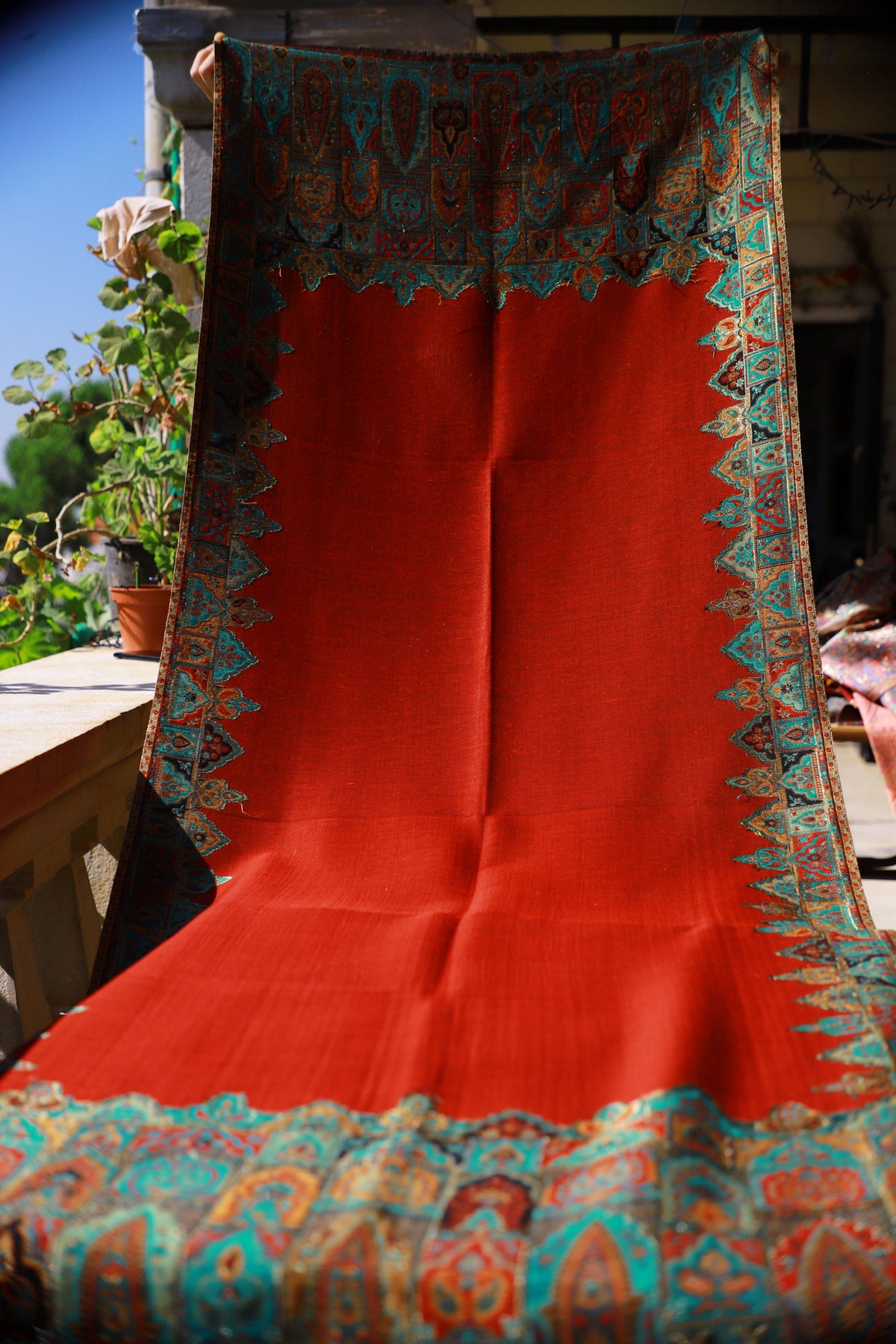 Shawl 305